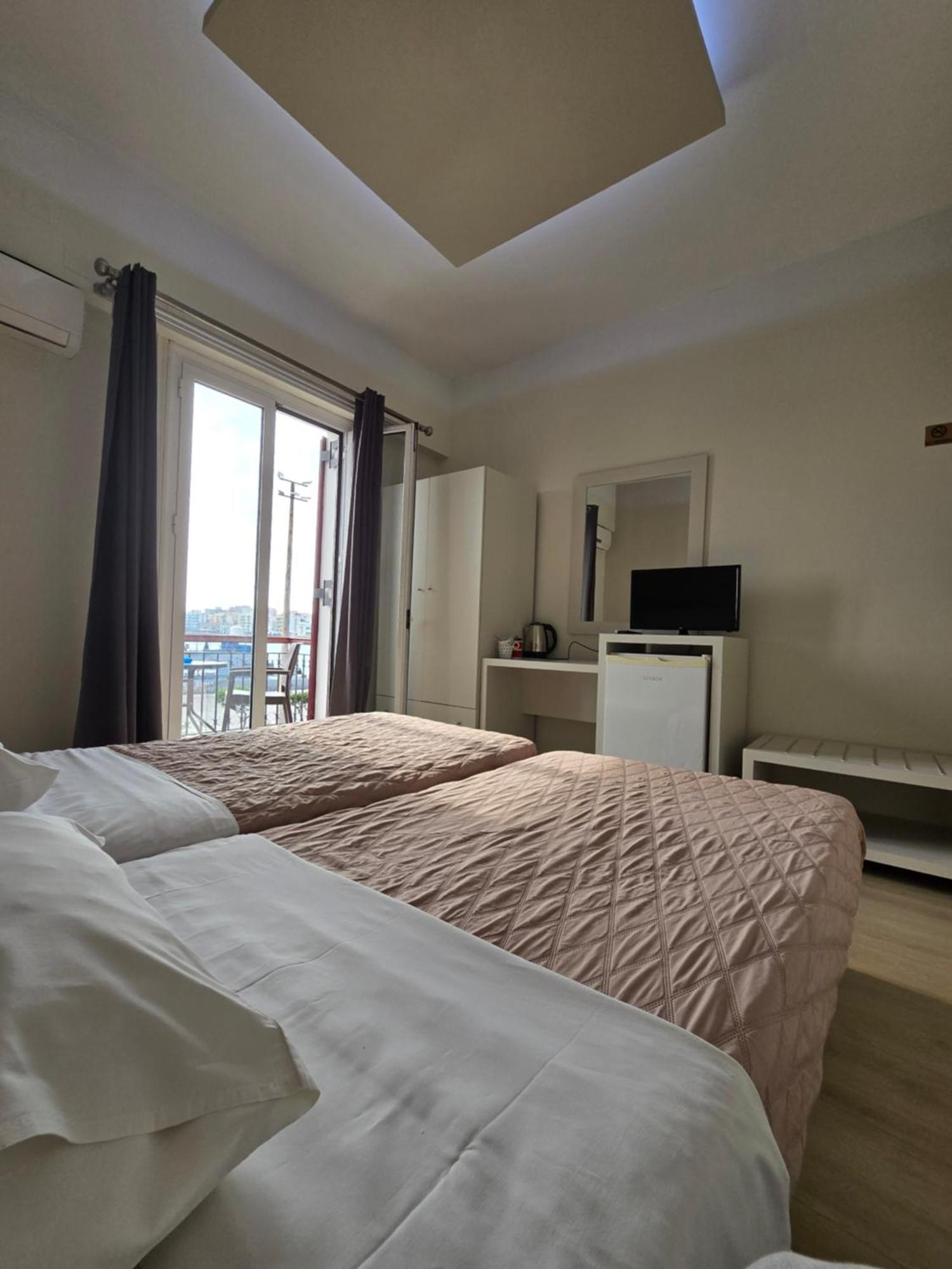 Aegean Sea Rooms Chios Town Exterior photo