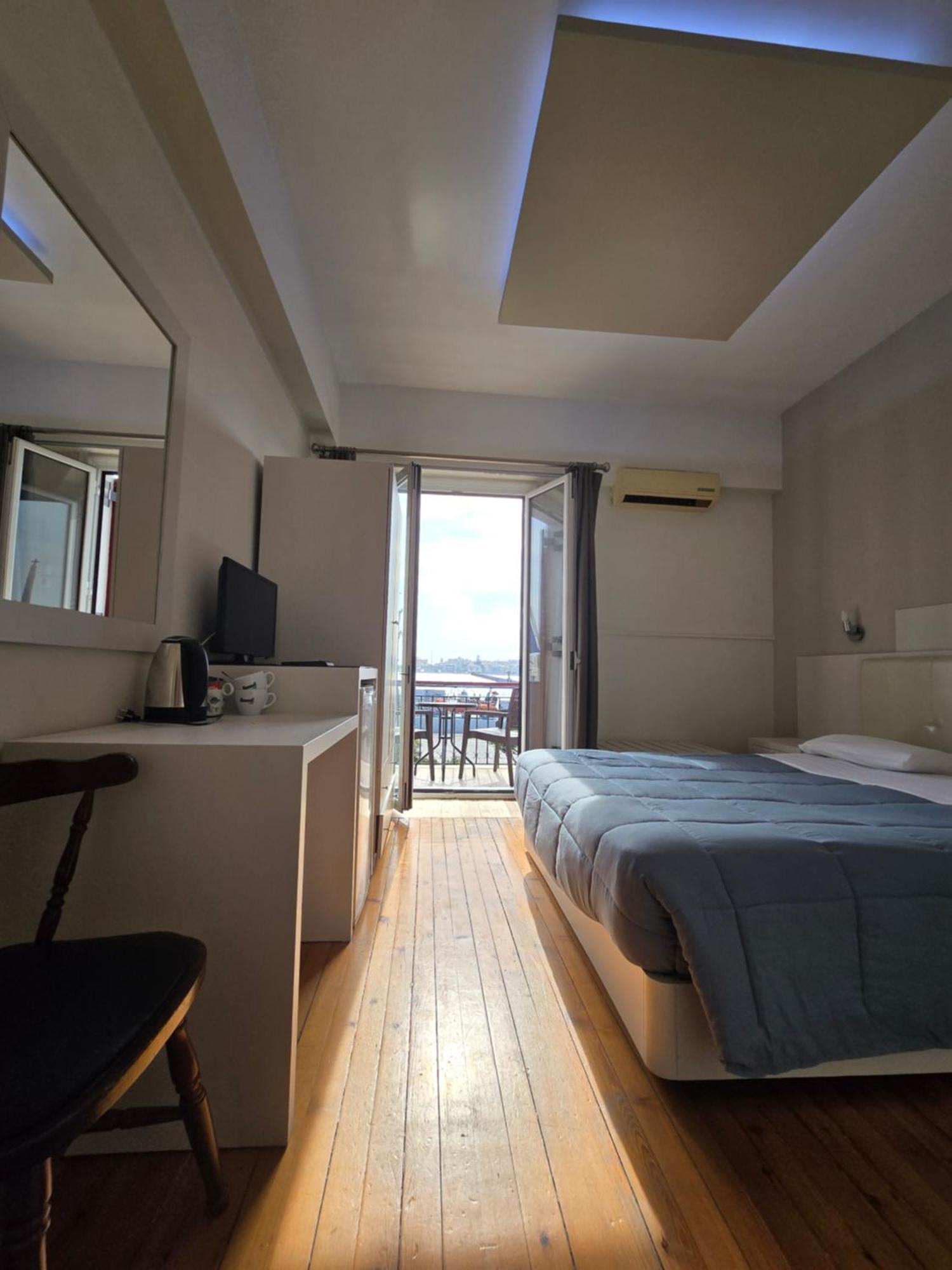 Aegean Sea Rooms Chios Town Exterior photo